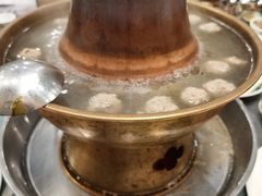 热气腾腾的火锅-鑫龙火锅城(青岛分店)
