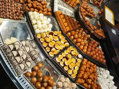 -Laderach 莱德拉(上海环贸iapm店)