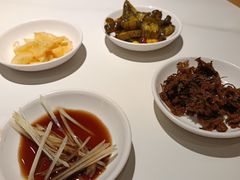 -镇南锅盖面馆(解放路店)