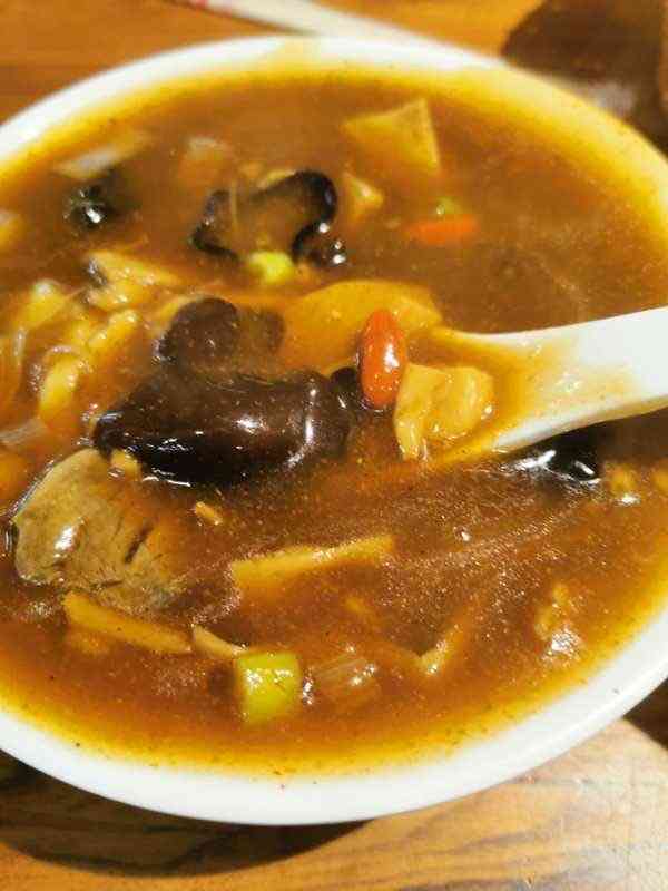 方俊礼胡辣汤(总店)-"挺好喝的,早上过去,人超级多,感觉是人山.