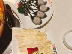 -思阁炭香火锅(学伟鑫城总店)