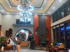 -乡土黄·鲜牛肉火锅·小龙虾(兴业街店)