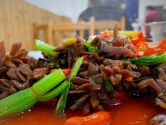 火爆菌花-洪霞餐馆