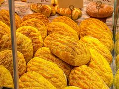 -顶东面包花园·生日蛋糕(太平店)