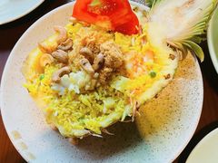 菠萝海鲜炒饭-mango tree芒果树泰国餐厅(青岛万象城店)