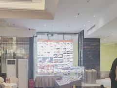 -万龙洲海鲜(大兴绿地缤纷城店)