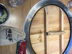 -咱屯子铁锅炖直营店(保利店)