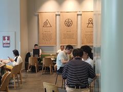 -星巴克臻选(深圳嘉里建设广场店)