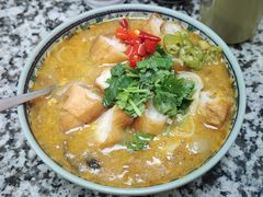 -002鱼汤粉(龍園店)