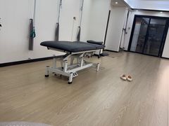 -简·无界健身工作室·运动康复·体态(石厦店)