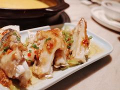 缩骨鱼三吃之蒸鱼头-滋粥楼·顺德菜海鲜茶点(金融城店)