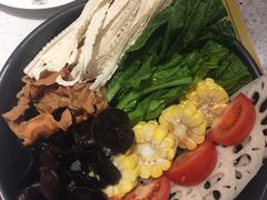 素菜拼盘-八珍玉食鸡煲·打边炉(印象城店)