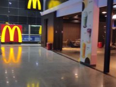 -麦当劳(深圳北站高铁店)