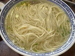 白汤面底-同得兴 Since·1995 传统苏式面馆(嘉馀坊店)