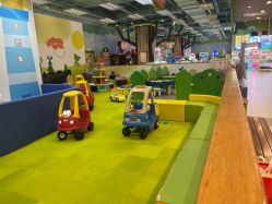 -莫莉幻想儿童乐园(广州番禺永旺店)