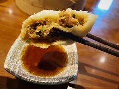 土猪肉老面小笼包-坊门老街(宜山路店)