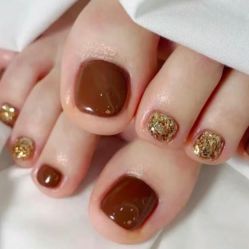 -安吉拉·纤纤玉指美甲美睫创意中心