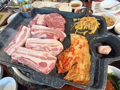 -Dombe豚(黑猪肉街店)