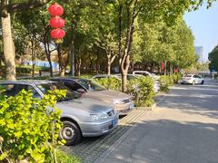 -金匮公园-南入口停车场