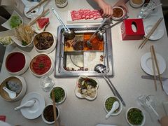 -海底捞火锅(凤凰广场店)