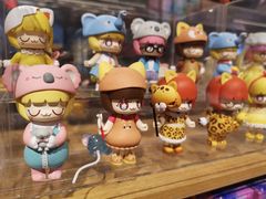 -九木杂物社(新奥购物中心店)