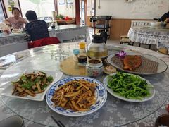 -天天向上素食餐厅(五台山店)