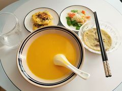 -爱月宝月嫂·育儿嫂