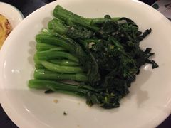 -绿茵阁(体育西分店)