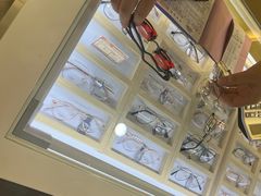 -康利眼镜·蔡司战略合作店(龙泉书房店)