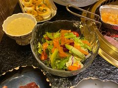 三文鱼沙拉-肉匠日式烧肉屋·和牛居酒屋·酒水小食堂(大汉悦中心店)