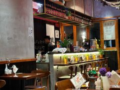 -8PINTS八品脱·日料·烧鸟·精酿小酒馆(莘庄店)