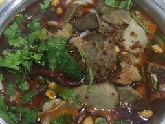 -覃肥叔桂林米粉(粮道街店)