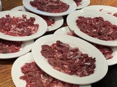 -蒙肥羊·酸汤潮牛·鲜牛肉火锅烤肉自助(岗顶店)