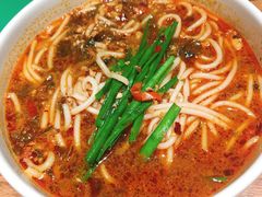 小锅米线-云海肴·汽锅鸡·云南菜(高德置地店)