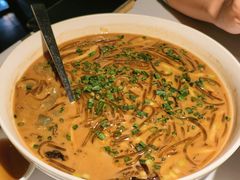 沙蒜豆面-荣小馆(安达仕店)