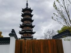 -龙华寺