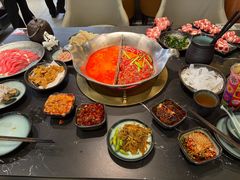 -湊湊火锅·茶憩(颐堤港店)