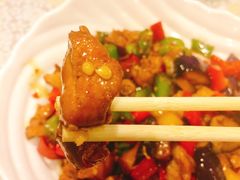 茄子肉丁小公鸡双拼拌面-文三里屯面馆(三里屯店)