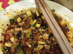 -拈签一笑黄牛肉辣卤串串