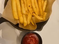 -必胜客(砂之船中东奥莱店)