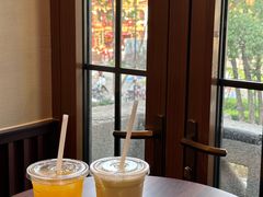 -瑞幸咖啡(江汉路中山大道店)