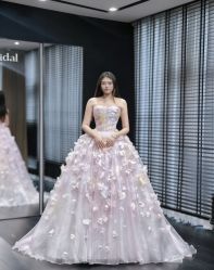 -Renee芮亦婚纱