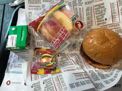 儿童套餐-The Habit Burger Grill 哈比特汉堡(爱琴海店)