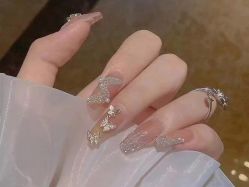 -悦指间美甲美睫