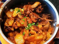 小锅烧大鹅土豆-95号酱骨·一块豆腐(展春园西路店)
