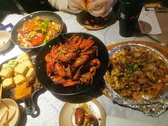 -巴厘龙虾·榜首油焖大虾(音乐学院·沿江酒馆店)