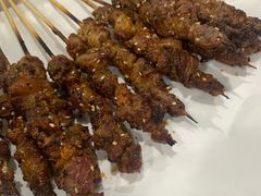 -巴汗羊肉串烧烤店