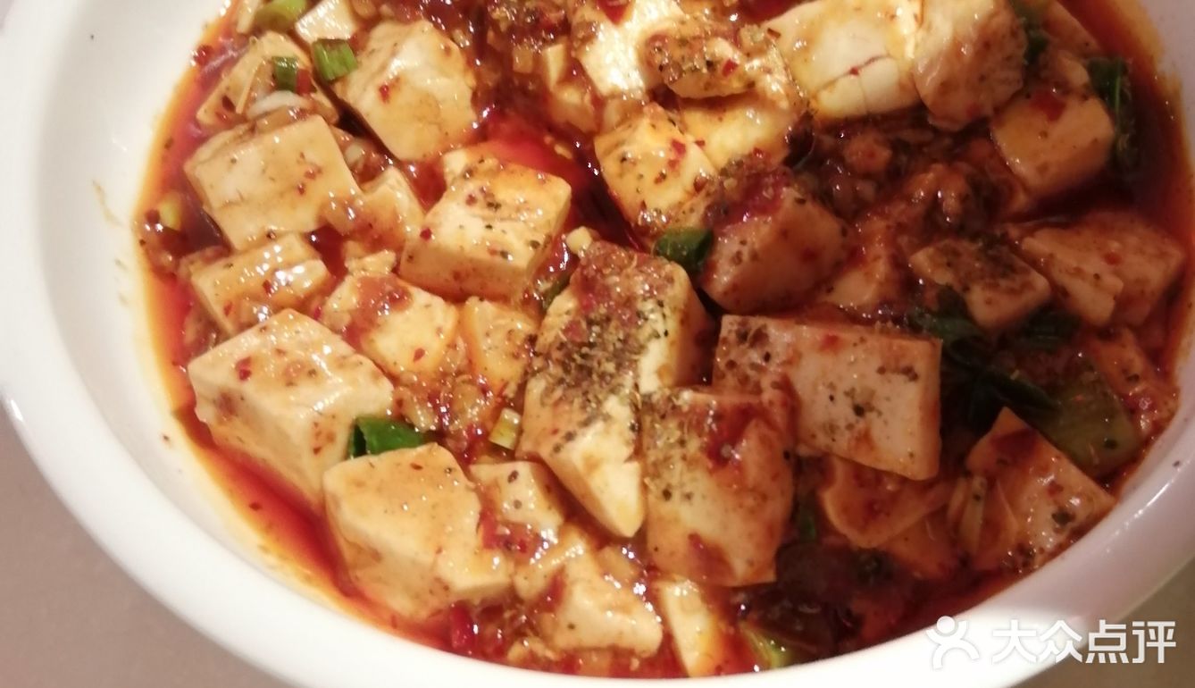 地理位置：地铁汉街站，凯德1818店7楼