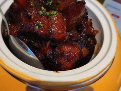 杭州红烧肉-泓历皇朝酒店(东亭店)