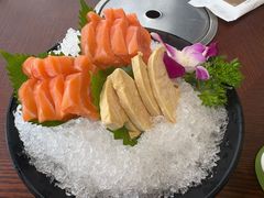 三文鱼-东海怡品海鲜豆捞(舟宿夜江店)